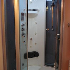 Budget Zimmer mit Queensize-Bett
